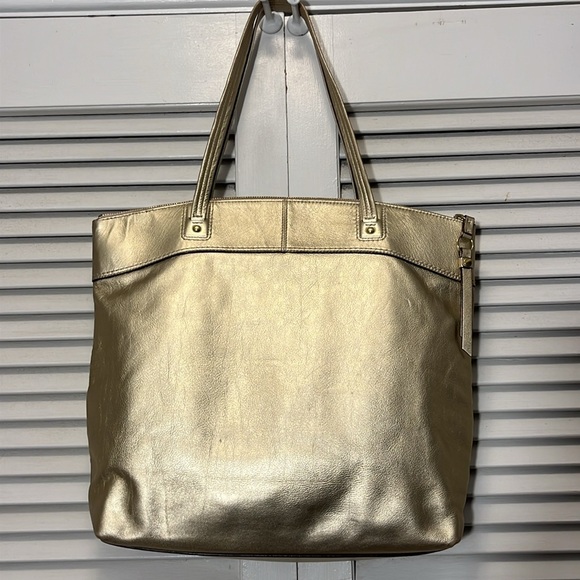 Coach Laura Signature Poppy, Leather Tote with tags - Picture 4 of 10